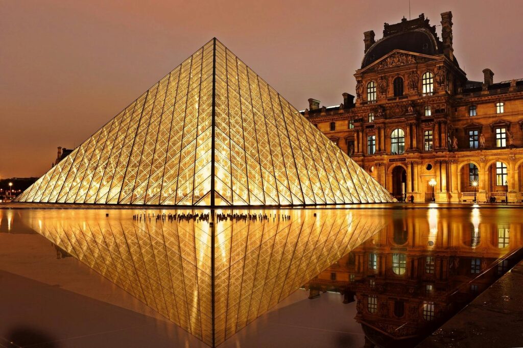 museum eropa, agen travel eropa halal surabaya, ouvre